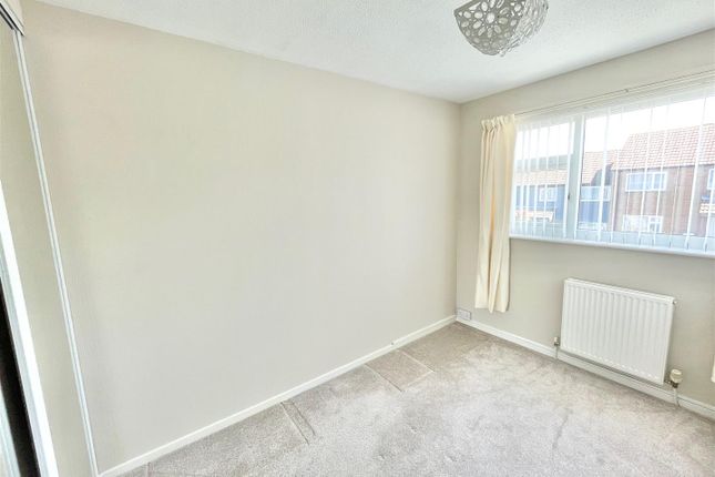 4, Steeple Close, Plymouth photo 2