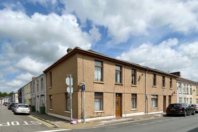 3 bed flat for sale in Seymour Street, Aberdare, Mid Glamorgan CF44