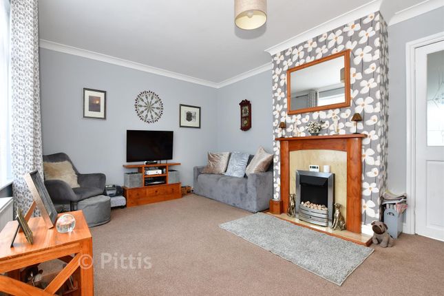3-bed detached on Silverstone, Alverstone Road, Sandown, £360,000