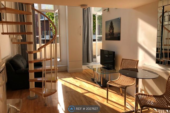 Thumbnail Flat to rent in Leinster Gardens, London