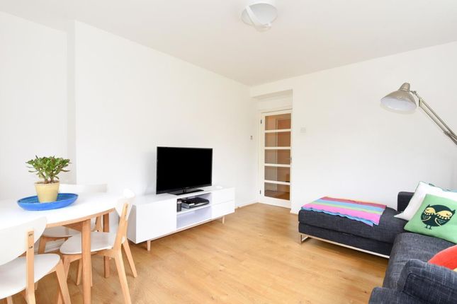 Flat to rent in Violet Hill House, St Johns Wood
