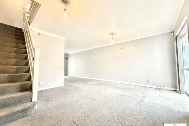 3, Harewood Close, Bexhill-on-Sea photo 3