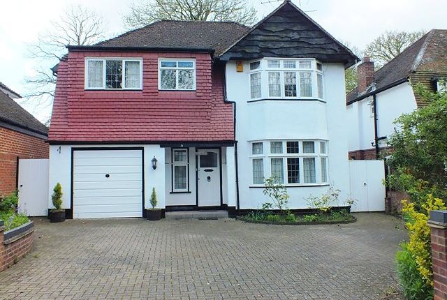 Thumbnail Property to rent in Leopold Avenue, Farnborough