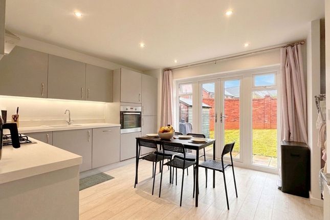 1 Thomas Gray Road, Stockport photo 3