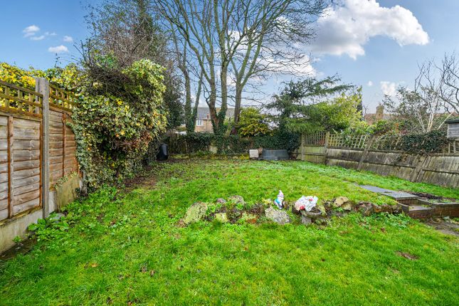 20, Chapel Close, Toddington photo 2