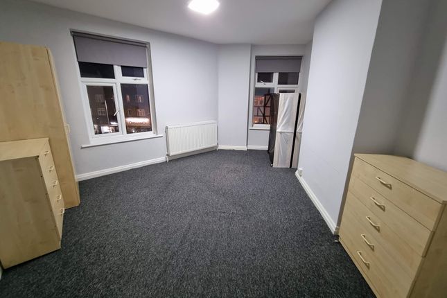 232a, High Road, Loughton, London  photo 5