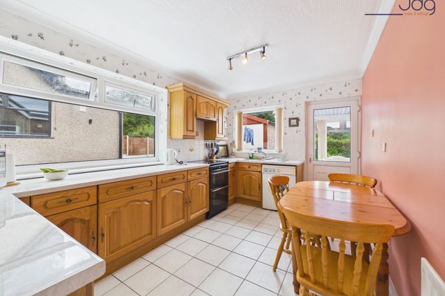 32 Broadacre, Lancaster photo 3