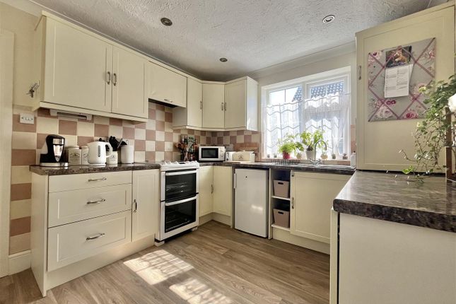 59, Jameson Road, Clacton-On-Sea photo 2