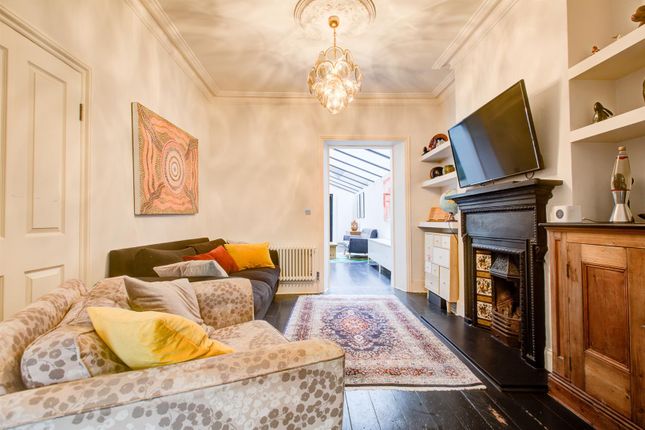 End terrace house for sale in Mortimer Road, London