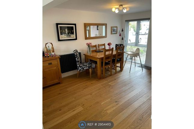 Roundhead Drive, Thame, Oxfordshire photo 5