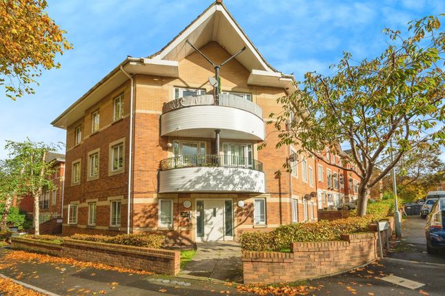 2-bed flat on Flat 5, Montana House, 22, The Moorings, Birmingham, £90,000