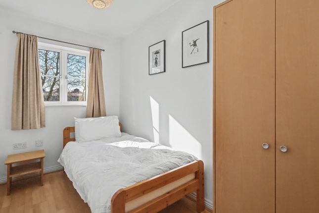 89 Rowland Hill Court, Osney Lane, Oxford photo 2