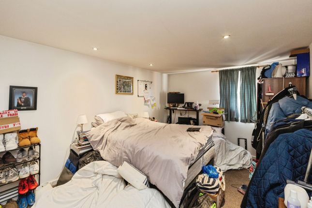 Apartment 9, Sedgewick Court,, Central Way, Cheshire photo 4
