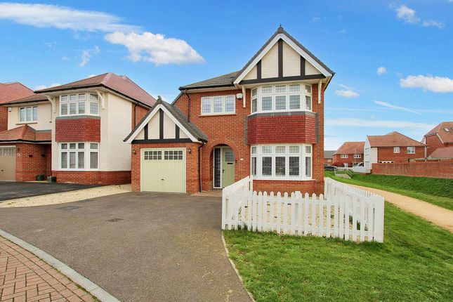 Thumbnail Detached house for sale in Llewellyn Grove, Langdon Hills