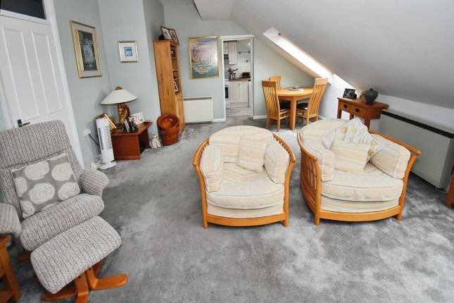 High Oaks Close, Southampton photo 3