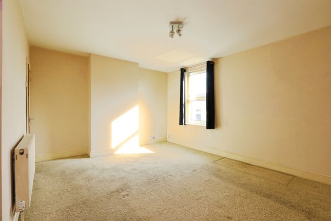 27, Kilton Road, Worksop photo 4