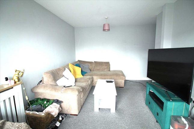 13, Tudor Court, Stoke-On-Trent photo 3