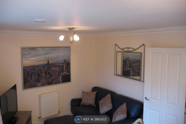 Brookbank Close, Cheltenham photo 4