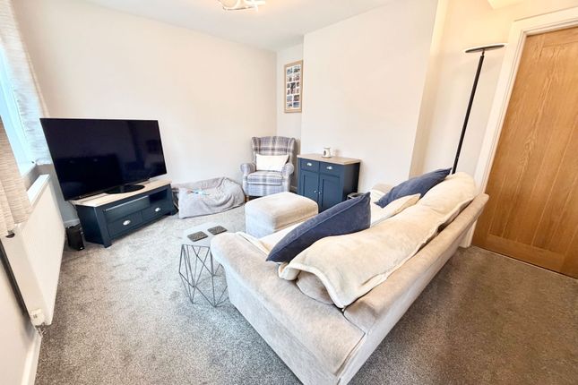 26, Charles Road, Brierley Hill photo 3