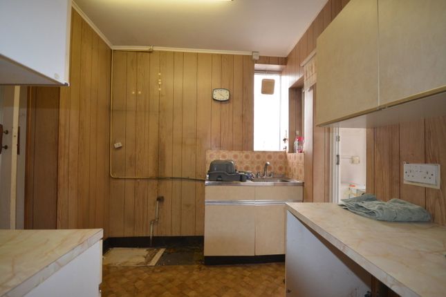 16, Beverley Gardens, Stanmore photo 4