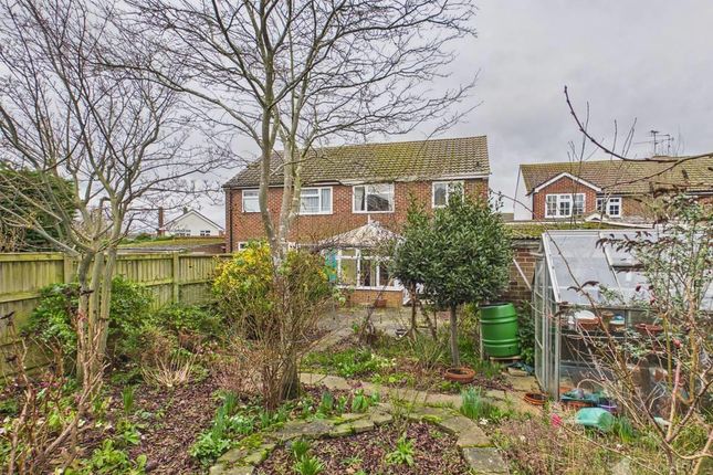 63, Elmbridge, Harlow photo 3