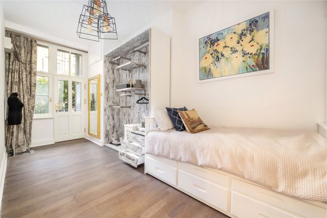 Flat for sale in Blomfield Court, Maida Vale