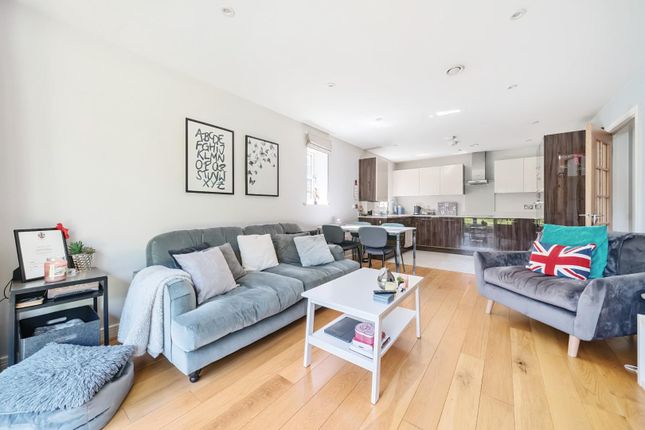 Flat for sale in Imperial Road, Windsor