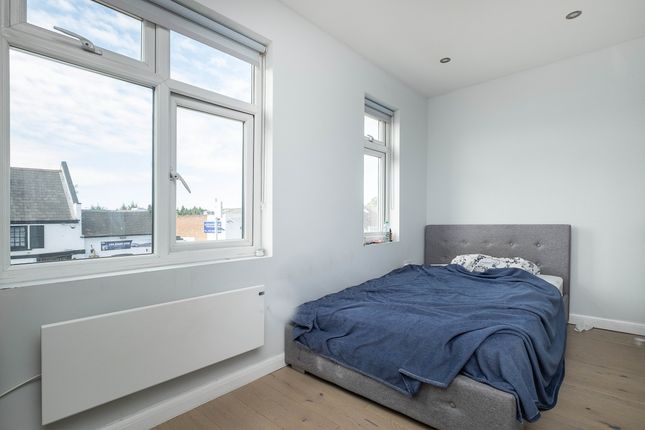 Flat 2, 138a, Kneller Road, Twickenham photo 4