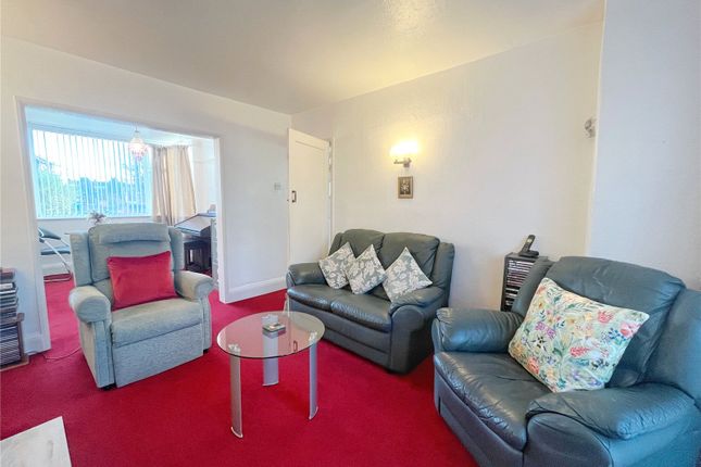 20, Carron Avenue, Manchester photo 2