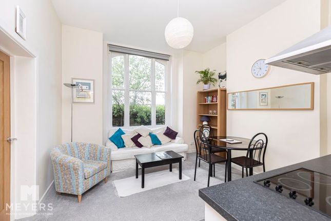 Flat for sale in West Cliff Studios, Durley Gardens, Bournemouth