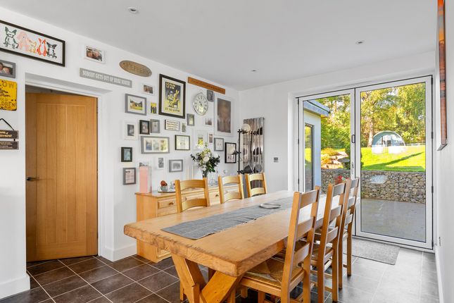69, Harestone Lane, Caterham photo 4