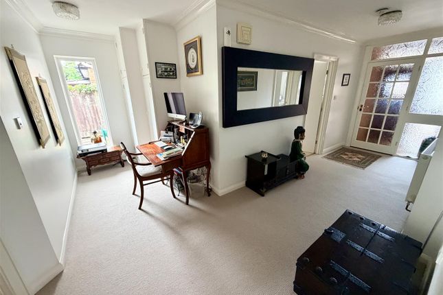 16, Bradgate Road, Hinckley photo 3