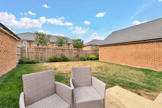 114 Hampshire Road, Royston photo 4