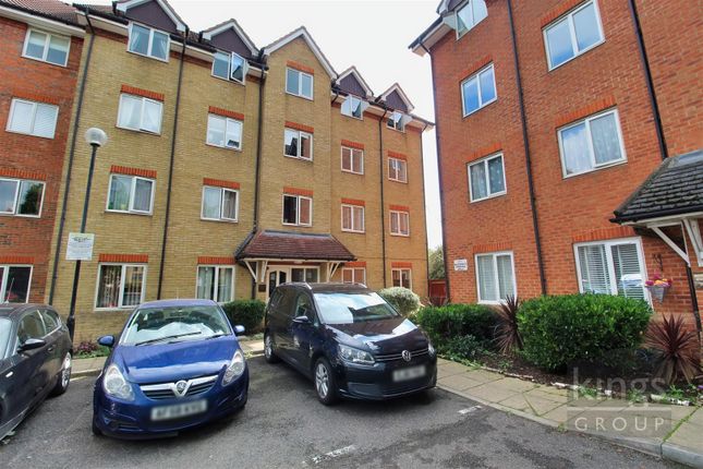 Thumbnail Flat for sale in Dixons Court, Crane Mead, Ware