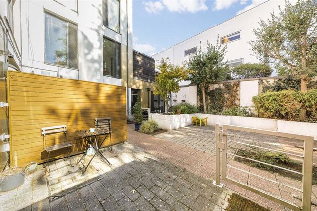 Apartment 5, 243, Junction Road, London photo 4
