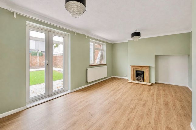 10, Wallace Road, Southampton photo 3