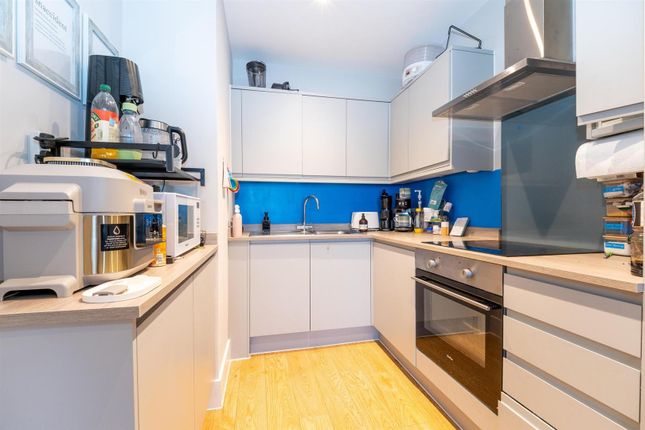 Flat 10, 111-125, Shenley Road, Borehamwood photo 2
