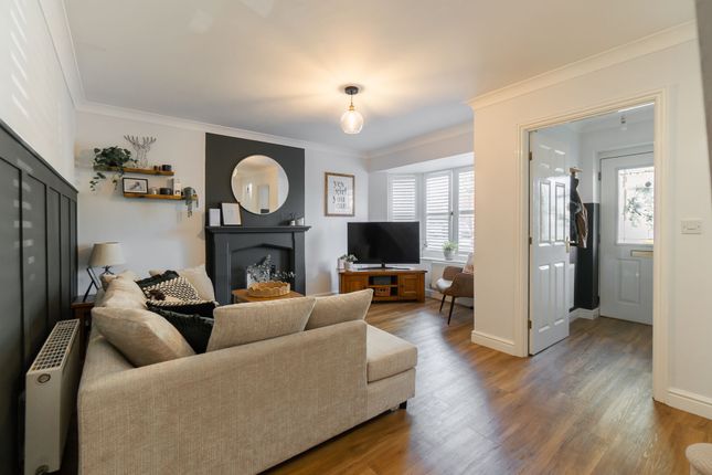 12 Lysander Close, Hinckley photo 3