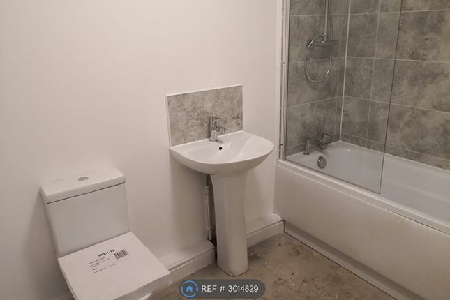 Flat, Queen Adelaide House Windmill Lane, Nottingham photo 5