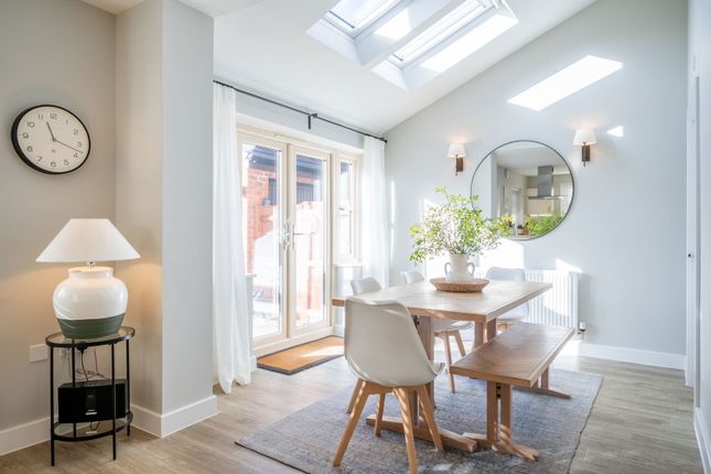1 Renown Court, Long Hanborough photo 5
