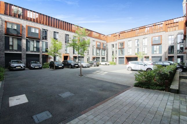 Town house for sale in Arundel Street, Manchester