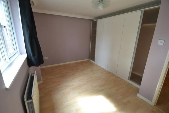 19, Hogarth Court, Hampshire photo 4