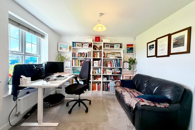 62, Thomas Clarke Road, Cowbridge photo 4