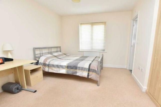Bright And Tidy Double Bedroom Featuring A Large W...