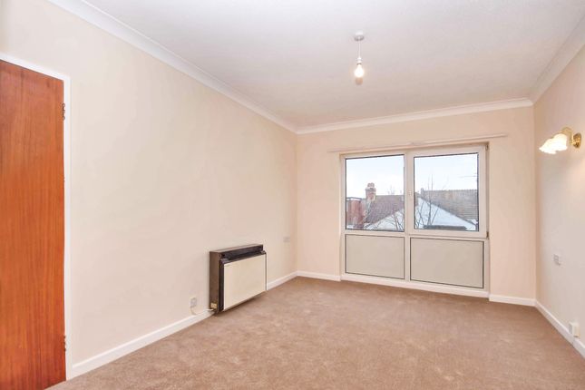 1 Bedroom Flats To Let In Westcliff On Sea Primelocation