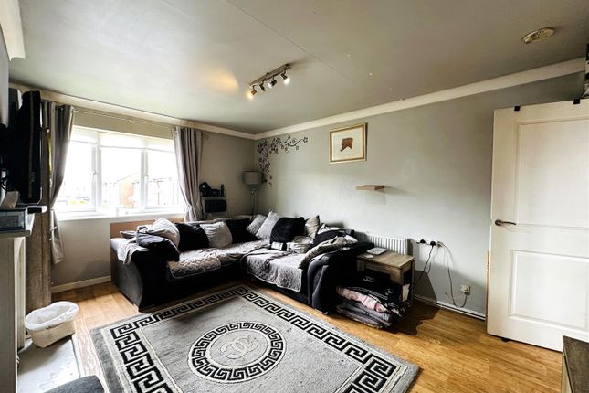 Flat for sale in Bainbridge Drive, Selby