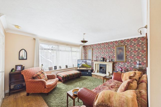 36, St. Andrews Road, Whitby photo 2