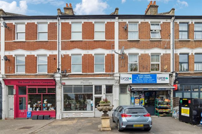 Chiswick Lane W4