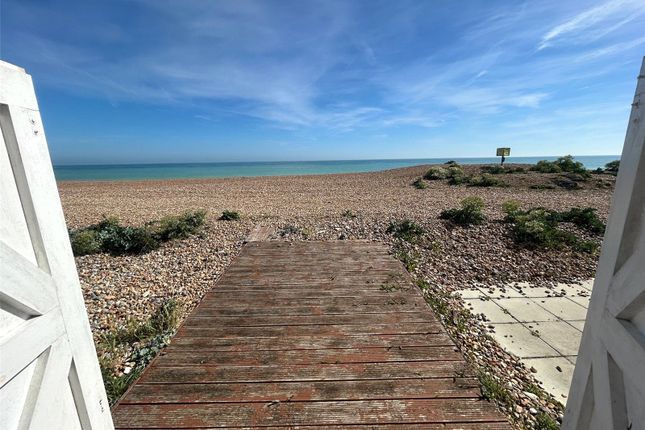 Beach Hut 103,, Beach Green, West Sussex photo 4