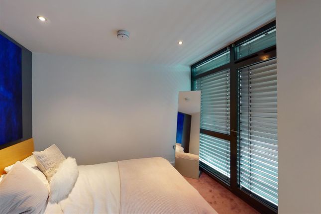 Flat for sale in Deansgate, Manchester